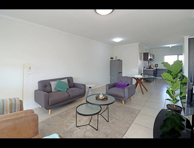 2 BEDROOM APARTMENT FOR SALE IN GREENSTONE HILL